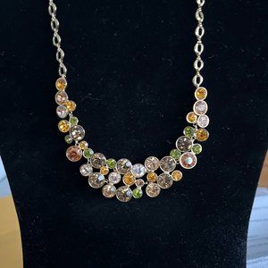 WOMAN'S NECKLACE